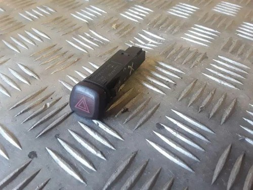Volvo xc90 hazard button - i,