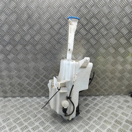 Volvo v40 hatchback window - v40,