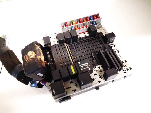 9441582 fuse box for volvo - fuse,