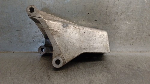 8683730 engine support - engine,